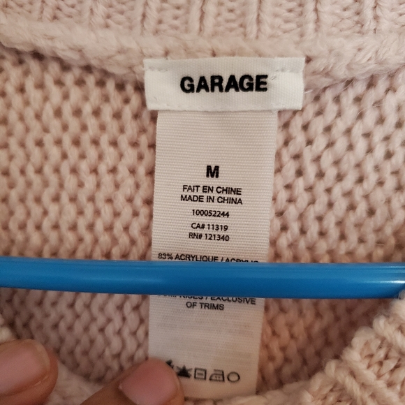 ‼️SALE ‼️GARAGE SWEATER - Picture 2 of 3